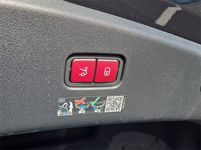 Used 2024 Mercedes-Benz CLE 450 4MATIC Coupe image 28
