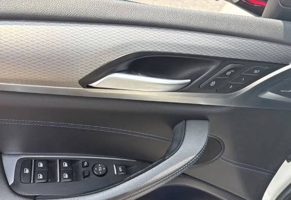 Used 2018 BMW X3 M40i AWD/4WD image 11
