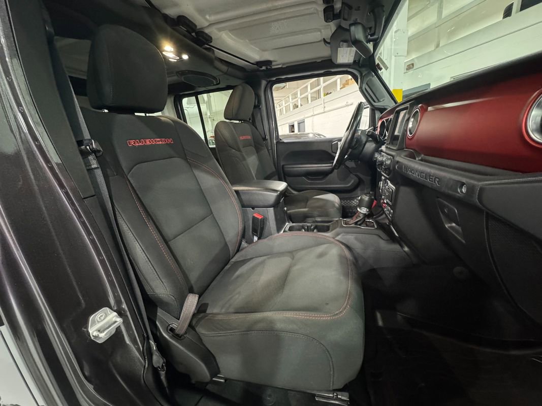 Used 2021 Jeep Wrangler Unlimited Rubicon image 40