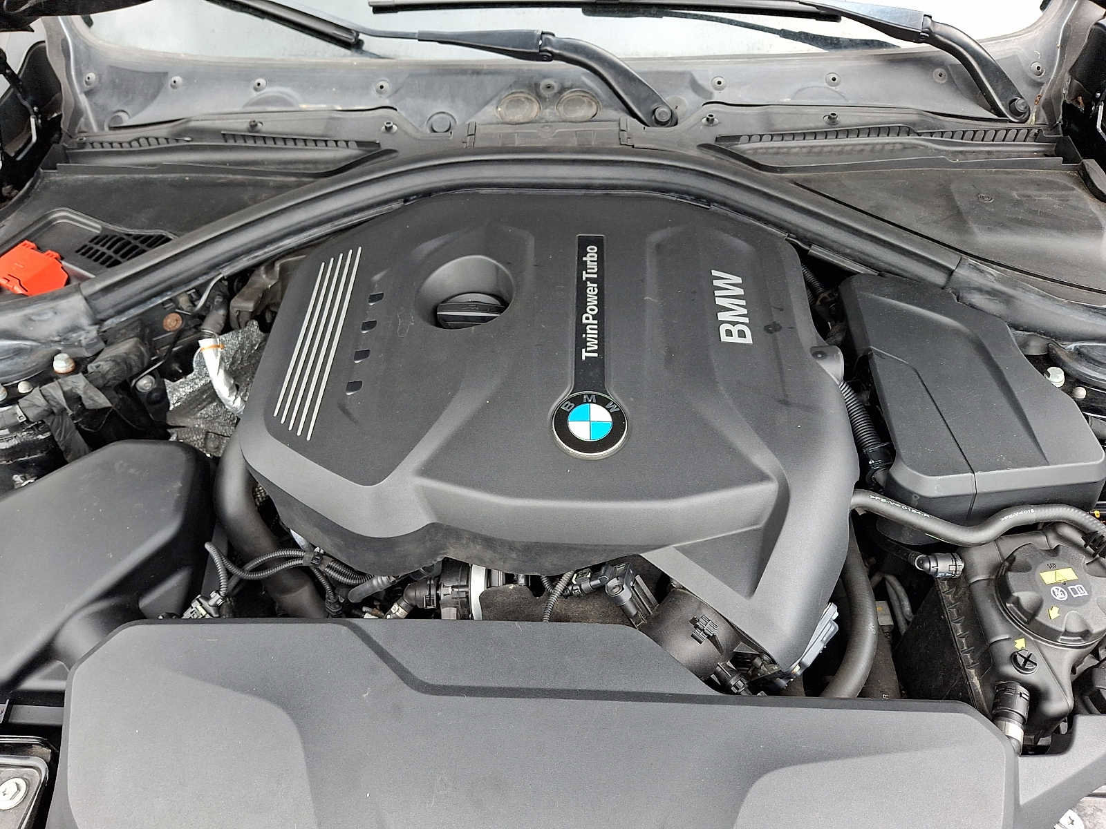 Used 2018 BMW 330i xDrive Sedan w/ Convenience Package AWD/4WD image 28
