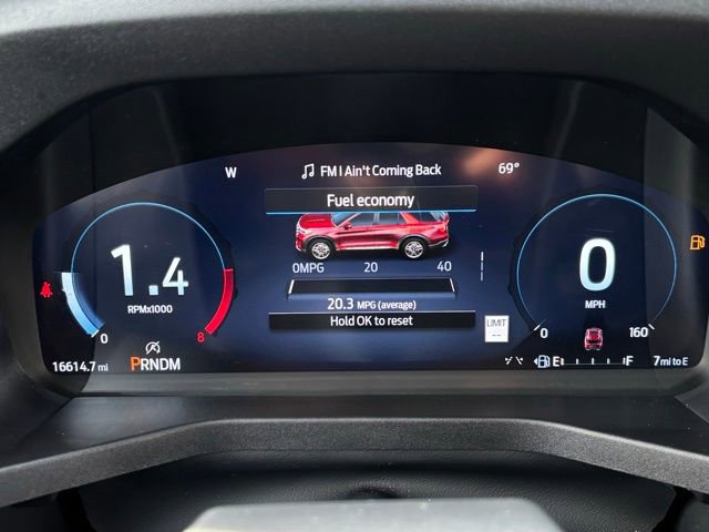 Certified 2025 Ford Explorer ST image 30