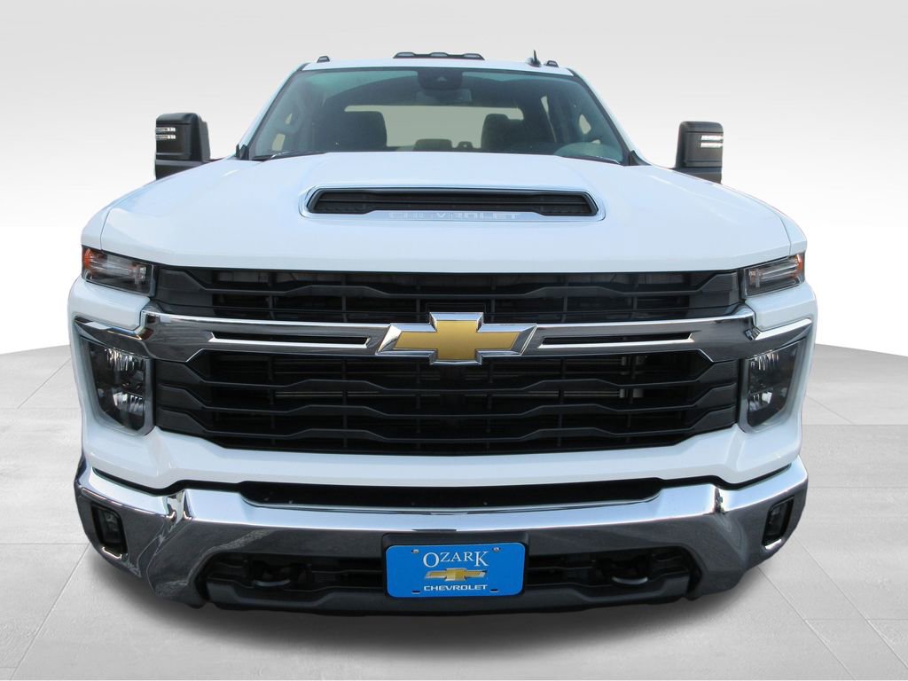 New 2026 Chevrolet Silverado 3500 LT w/ Convenience Package AWD/4WD image 8