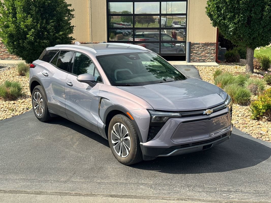 Used 2024 Chevrolet Blazer EV LT AWD/4WD image 5