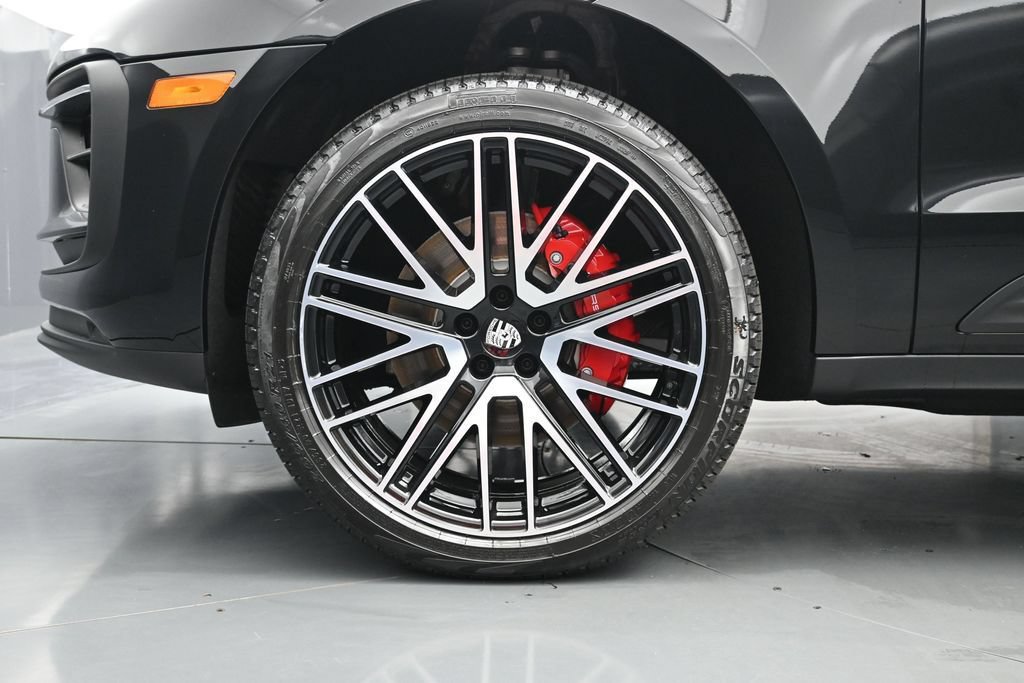 New 2026 Porsche Macan S AWD/4WD image 7