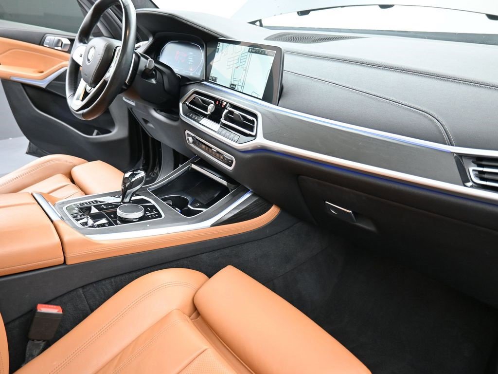 Used 2022 BMW X7 xDrive40i w/ Cold Weather Package image 20