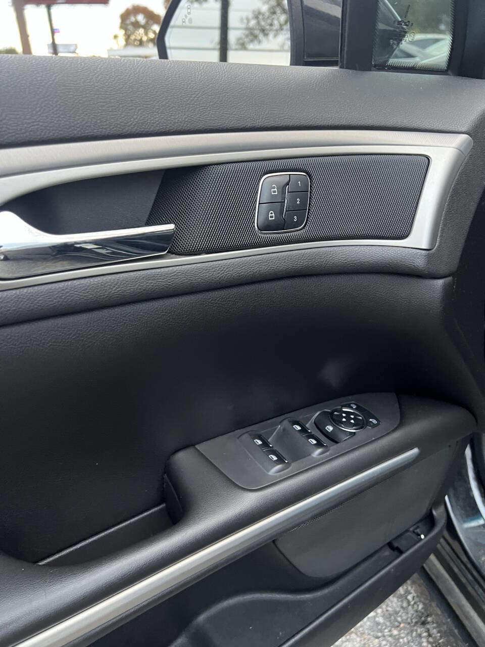 Used 2014 Lincoln MKZ Hybrid w/ Equipment Group 202A Reserve image 11