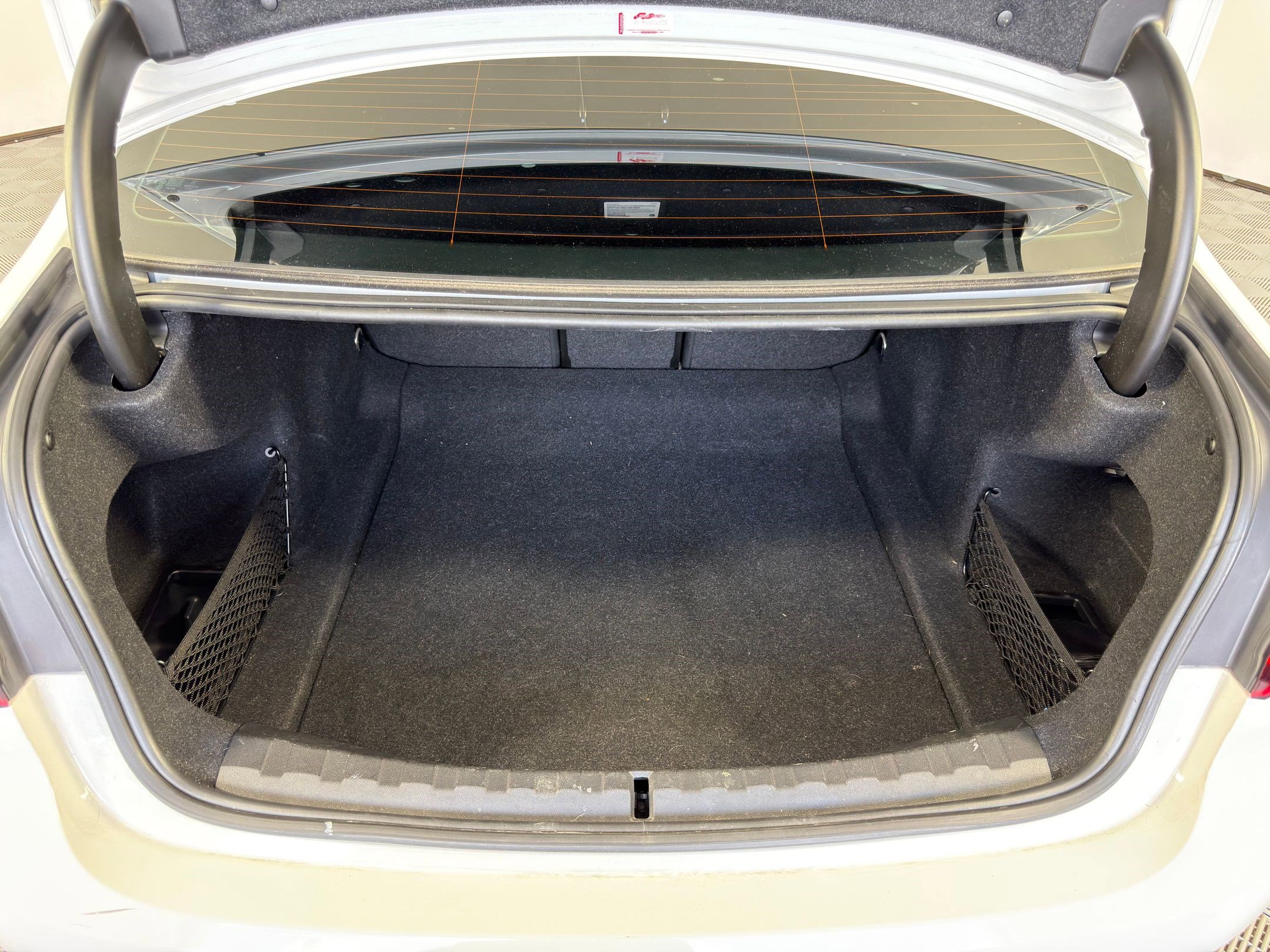 Used 2019 BMW 330i Sedan w/ Convenience Package image 32