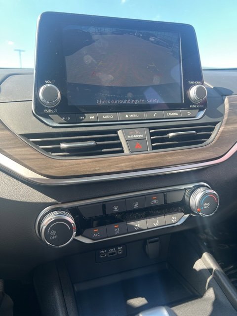 New 2025 Nissan Altima 2.5 SV image 15