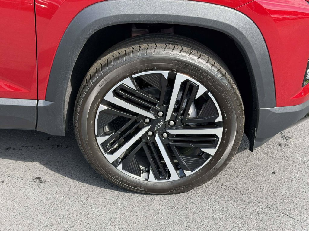 New 2027 Chevrolet Equinox RS w/ Safety and Technology Package FWD image 25