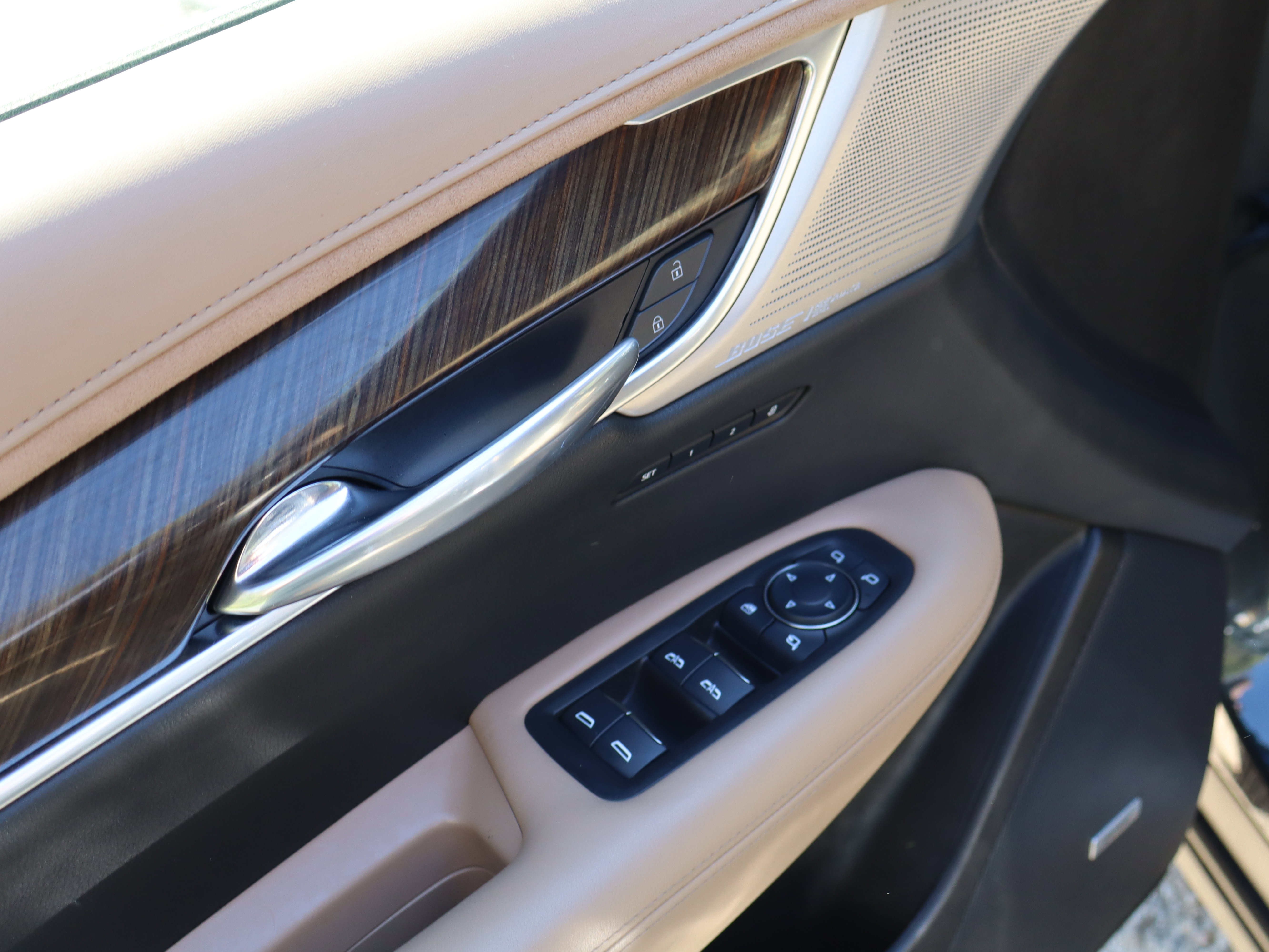 Used 2023 Cadillac XT6 Premium Luxury w/ Platinum Package image 26