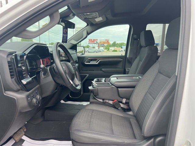 Used 2024 Chevrolet Silverado 1500 RST image 13