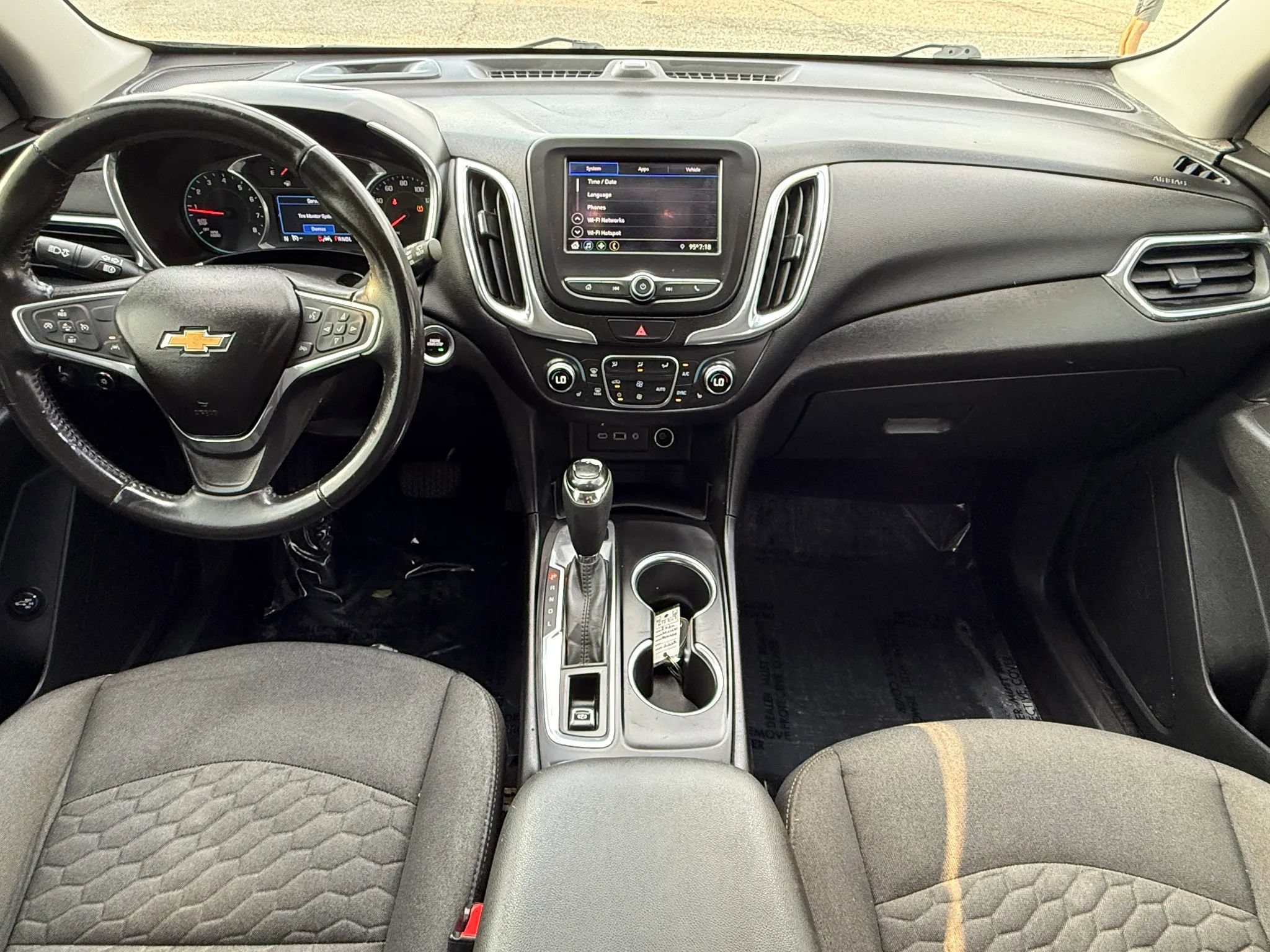 Used 2020 Chevrolet Equinox LT AWD/4WD image 3