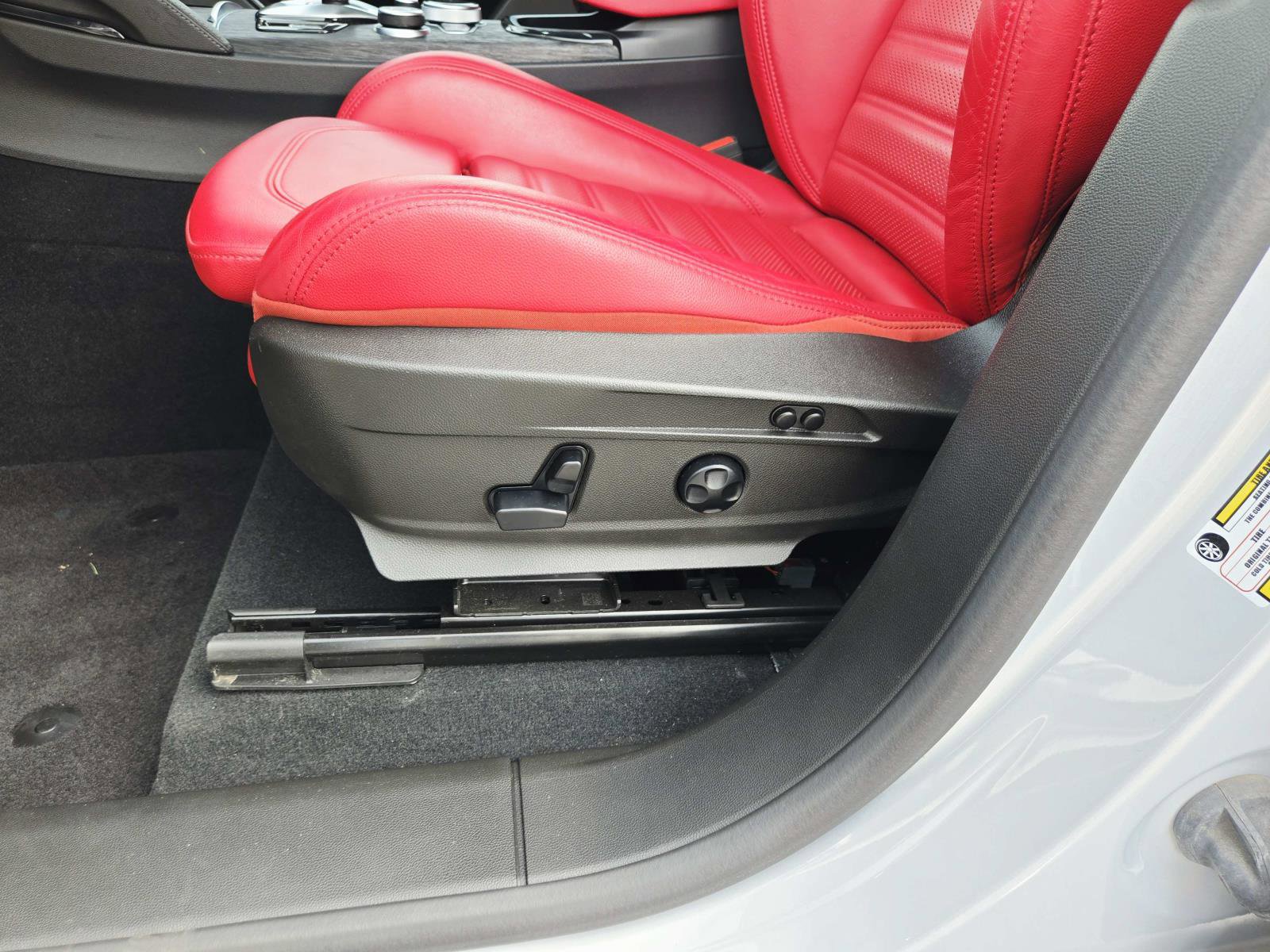 Used 2024 Alfa Romeo Stelvio Sprint AWD/4WD image 39