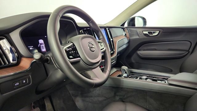 Certified 2023 Volvo XC60 T8 Plus AWD/4WD image 12