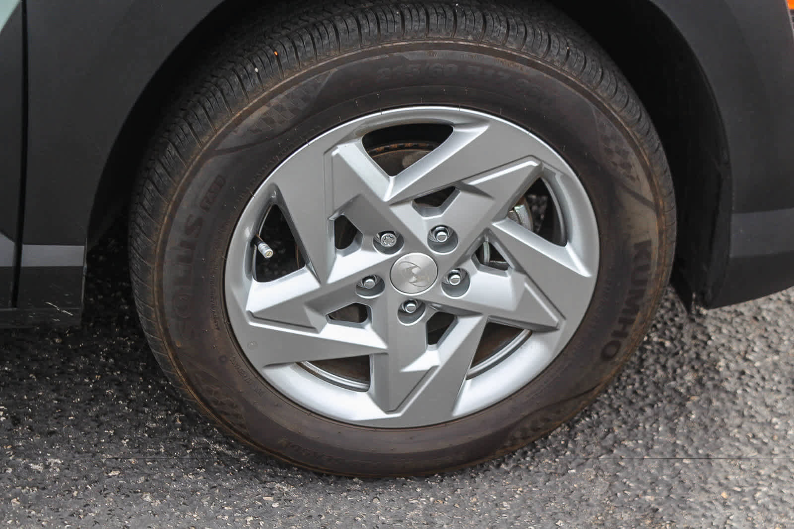 Certified 2024 Hyundai Kona SE FWD image 12