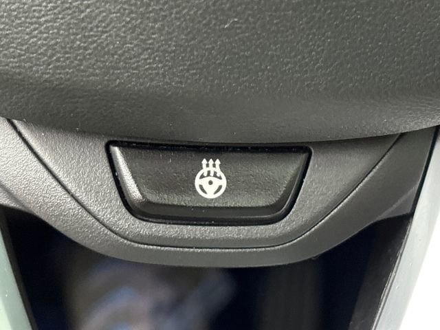 Used 2024 BMW X4 xDrive30i w/ Premium Package image 25