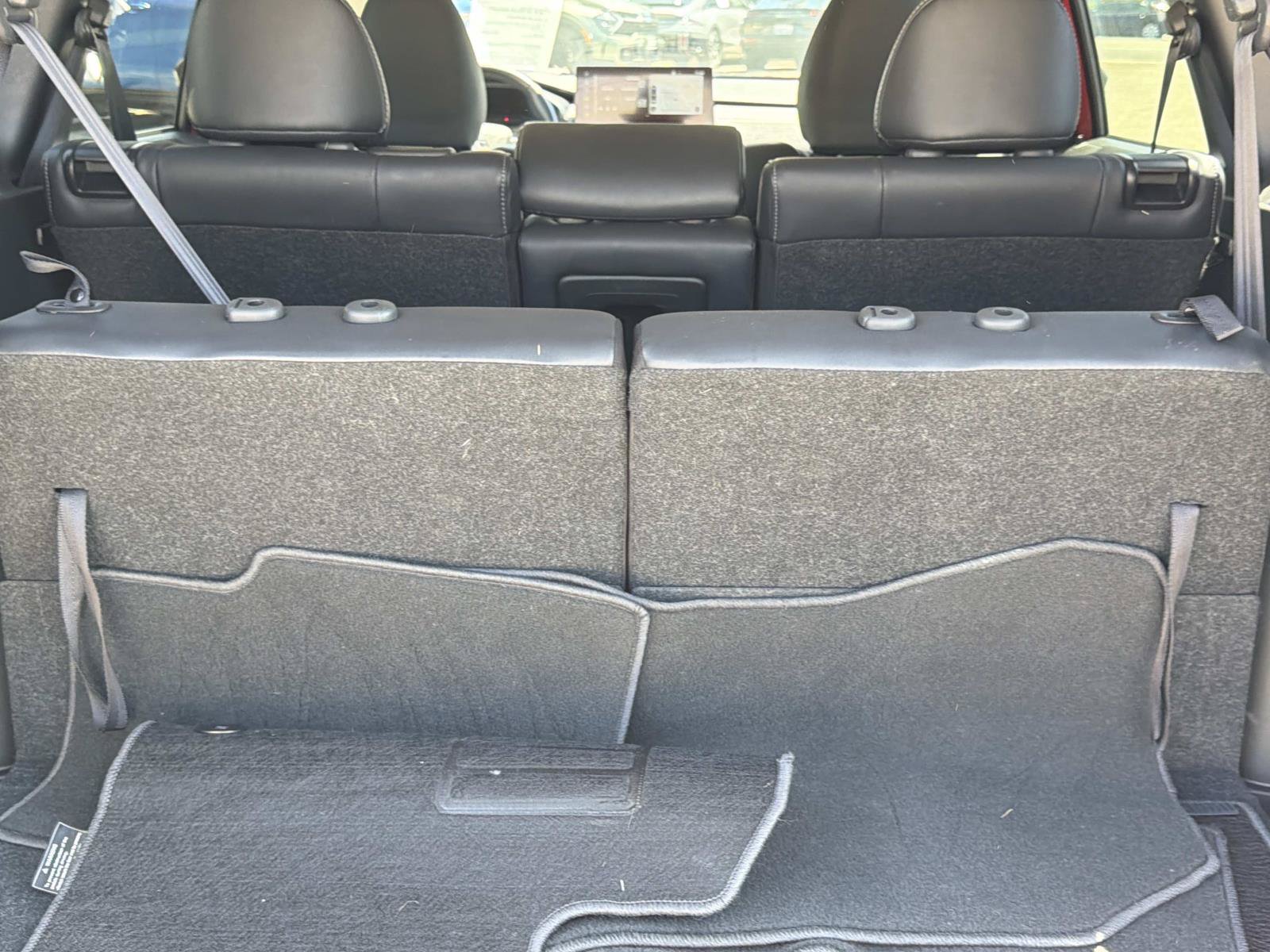 Used 2025 Mitsubishi Outlander SE FWD image 5