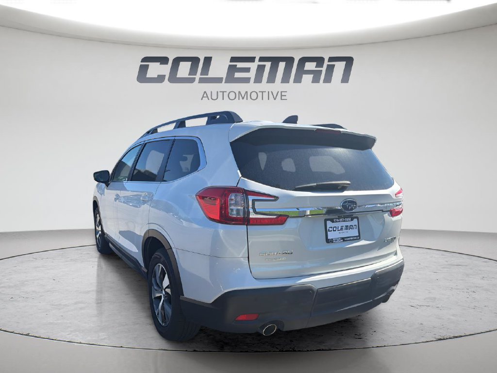 Used 2025 Subaru Ascent Premium AWD/4WD image 6