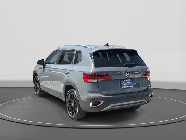 Certified 2022 Volkswagen Taos SE w/ Panoramic Sunroof Package FWD image 3