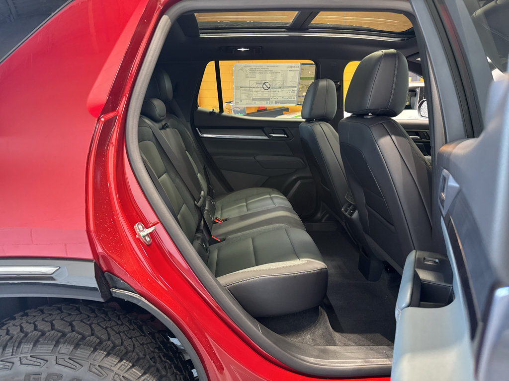 New 2026 GMC Terrain AT4 AWD/4WD image 20