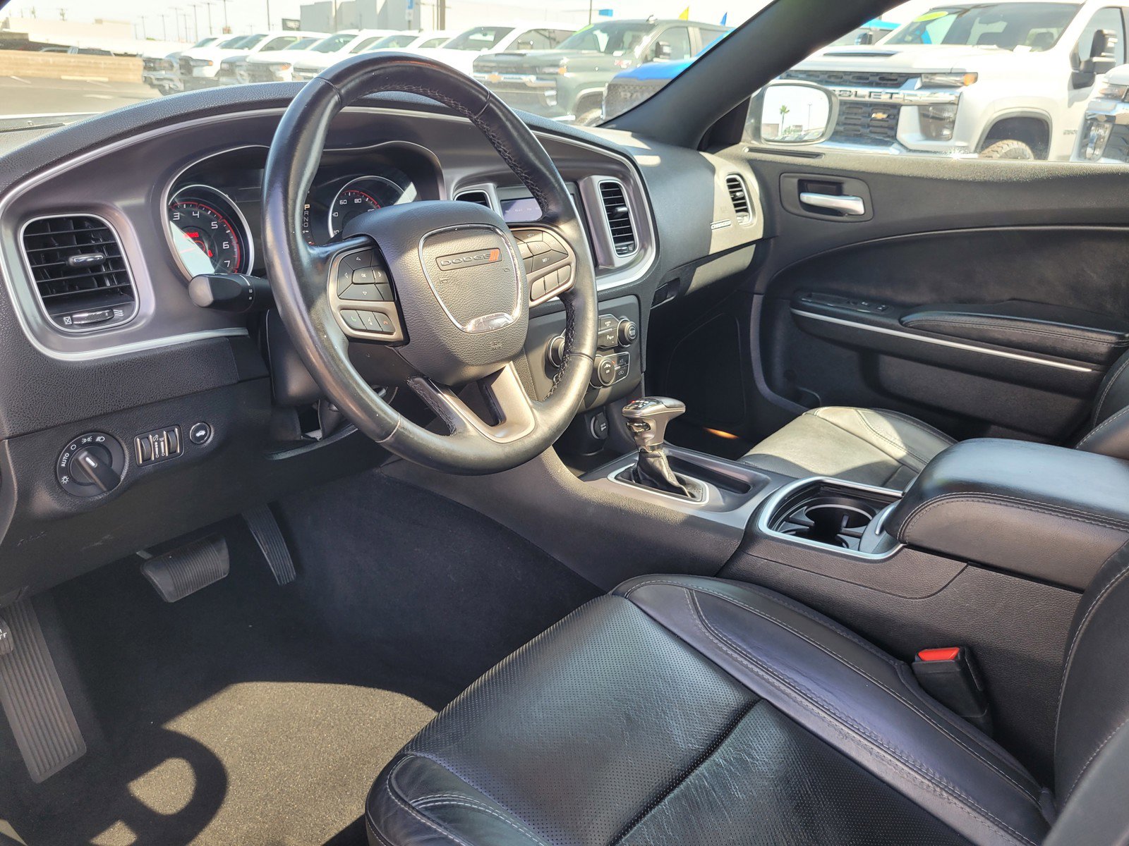 Used 2021 Dodge Charger SXT w/ Leather Interior Group RWD image 9