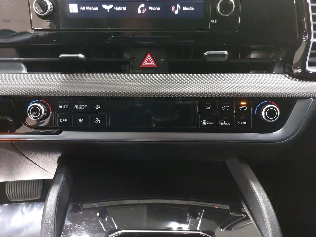 Used 2023 Kia Sportage LX image 20