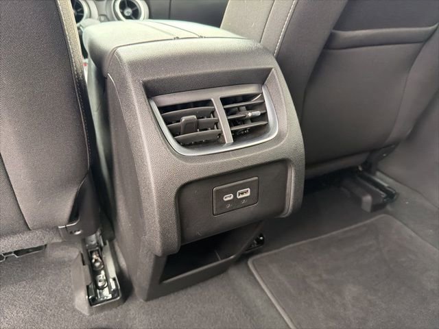 Used 2025 Chevrolet Blazer LT image 25