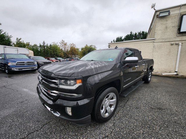 Used 2016 Chevrolet Silverado 1500 LTZ Z71 w/ LTZ Plus Package image 3