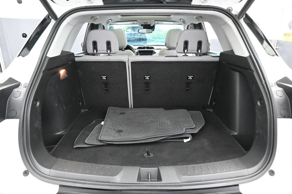 Used 2021 Chevrolet TrailBlazer LT w/ Sun and Liftgate Package FWD image 35