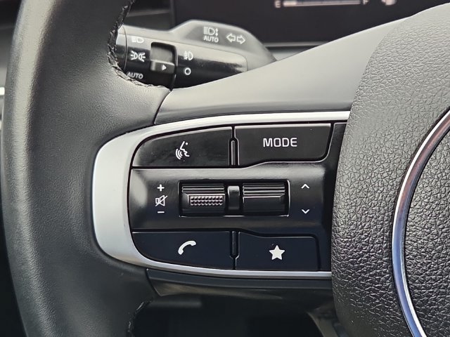 Used 2025 Kia K5 GT-Line w/ GT-Line Premium Package FWD image 24
