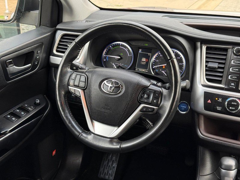 Used 2019 Toyota Highlander Limited Platinum AWD/4WD image 15