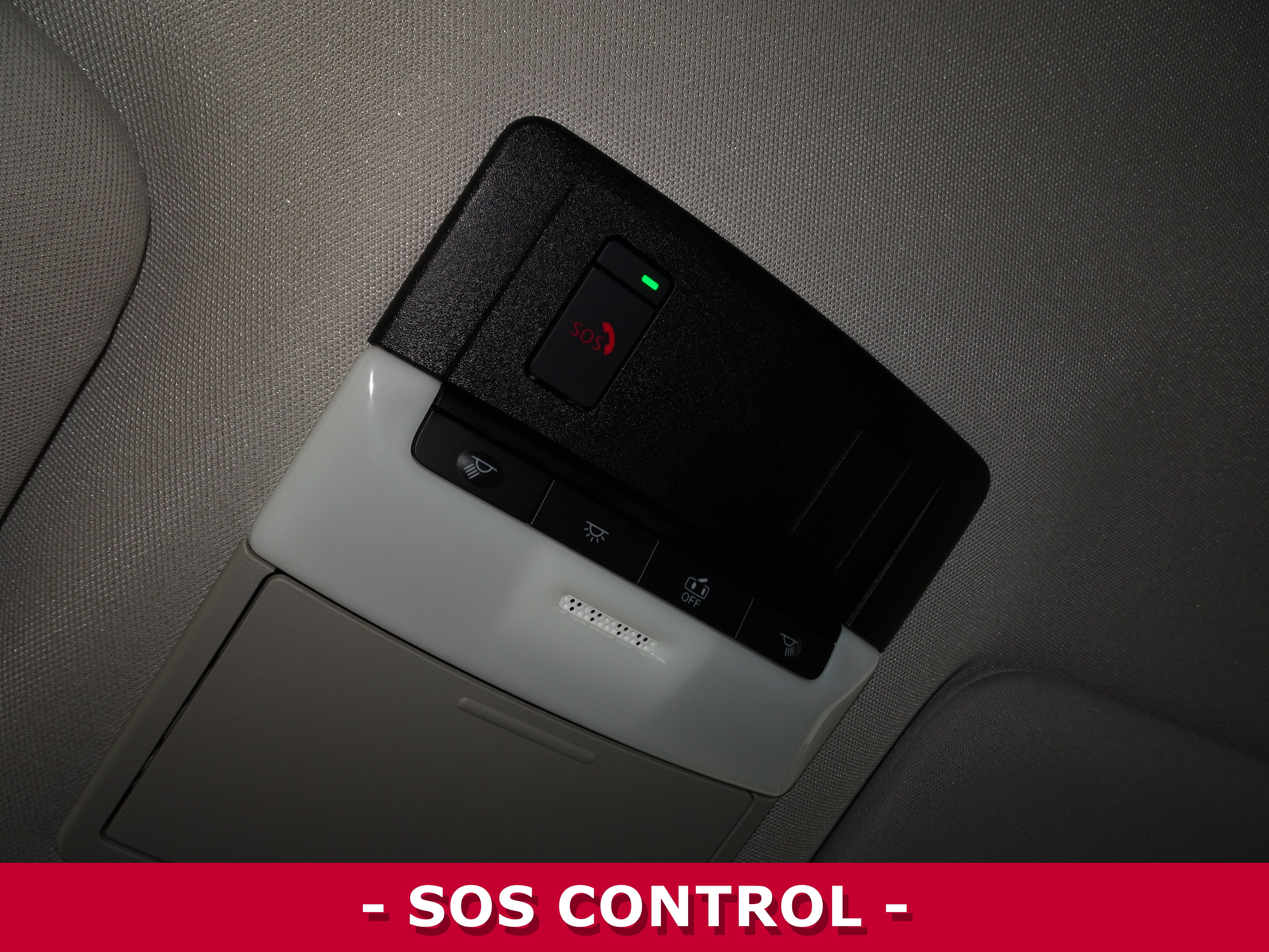 Used 2023 Nissan Pathfinder SV image 27