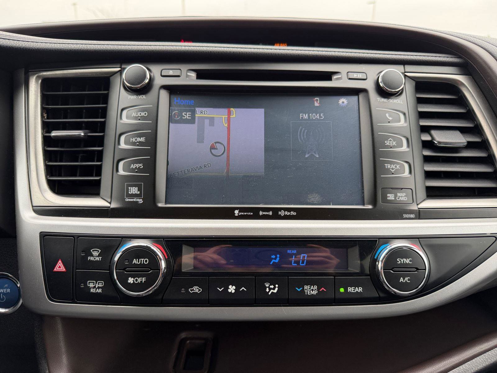 Used 2017 Toyota Highlander Limited Platinum image 6