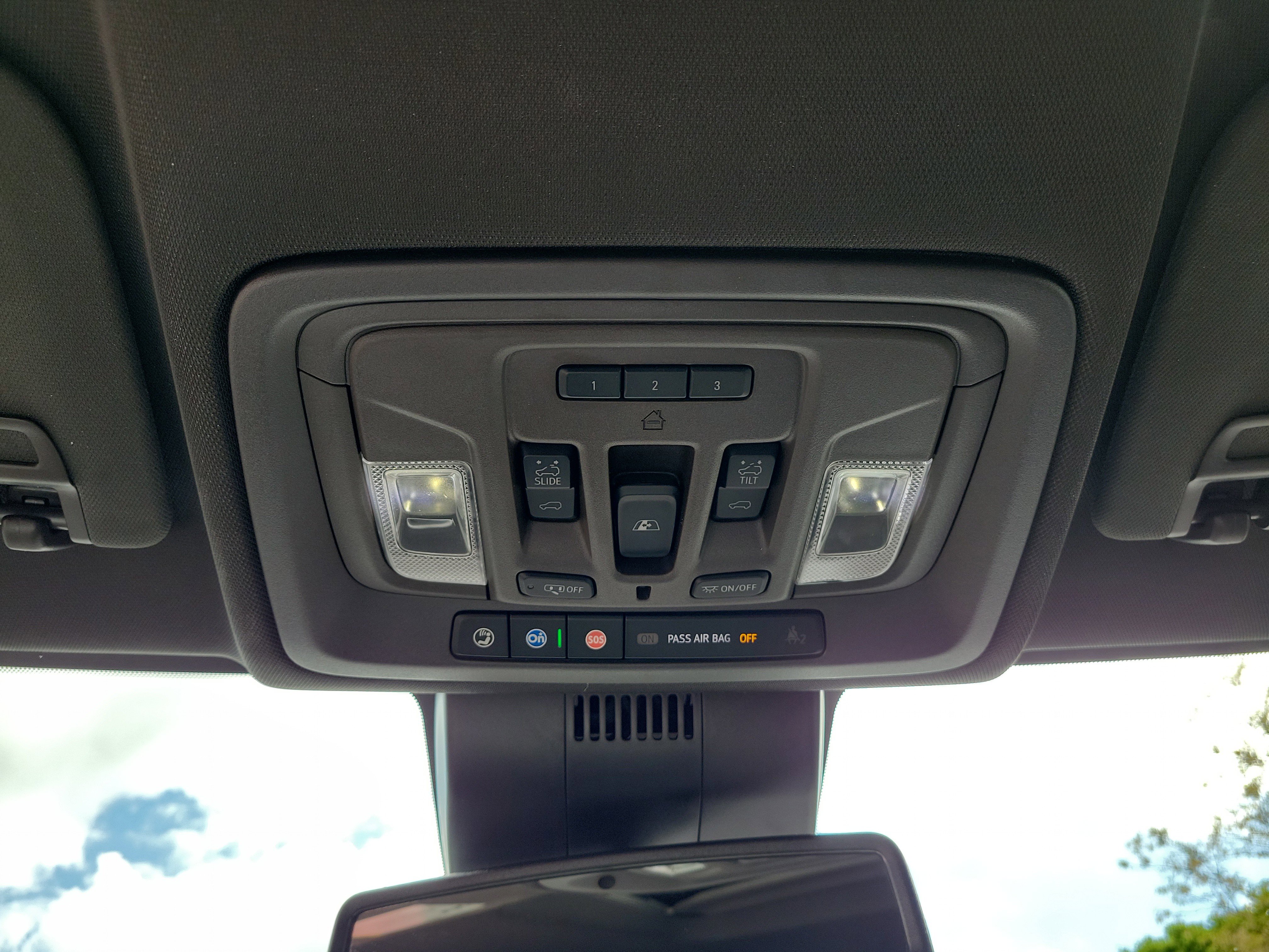 Used 2022 GMC Sierra 1500 Denali AWD/4WD image 32
