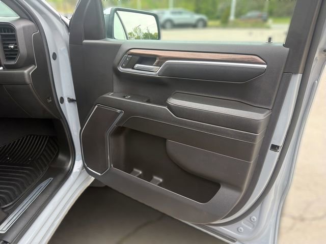 Used 2024 Chevrolet Silverado 1500 LT AWD/4WD image 21