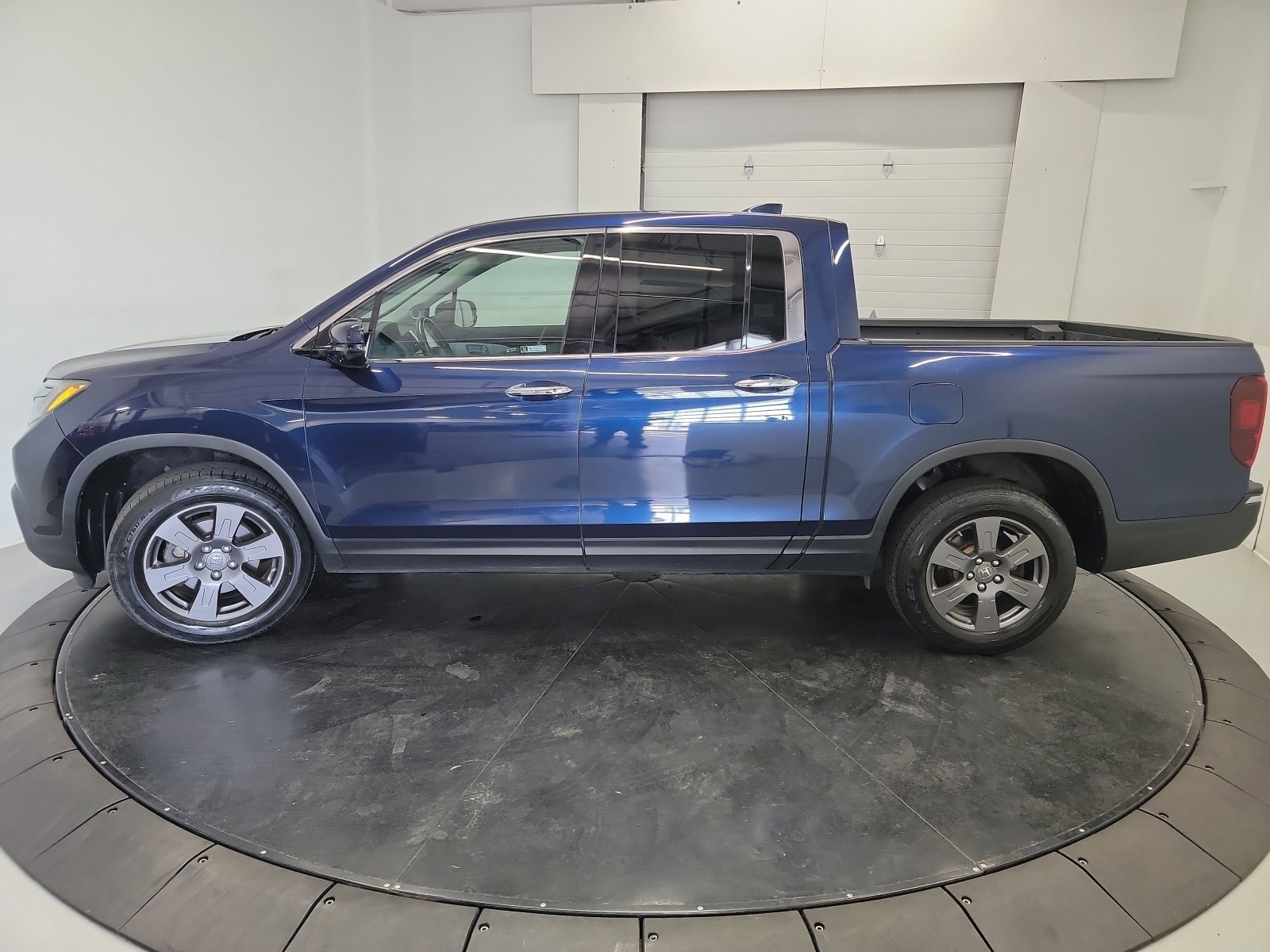 Used 2020 Honda Ridgeline RTL-E image 4