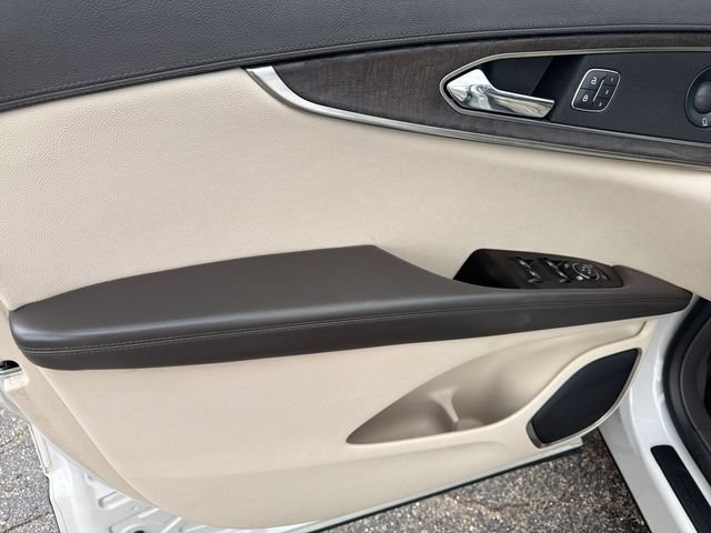 Certified 2020 Lincoln Nautilus Reserve AWD/4WD image 12