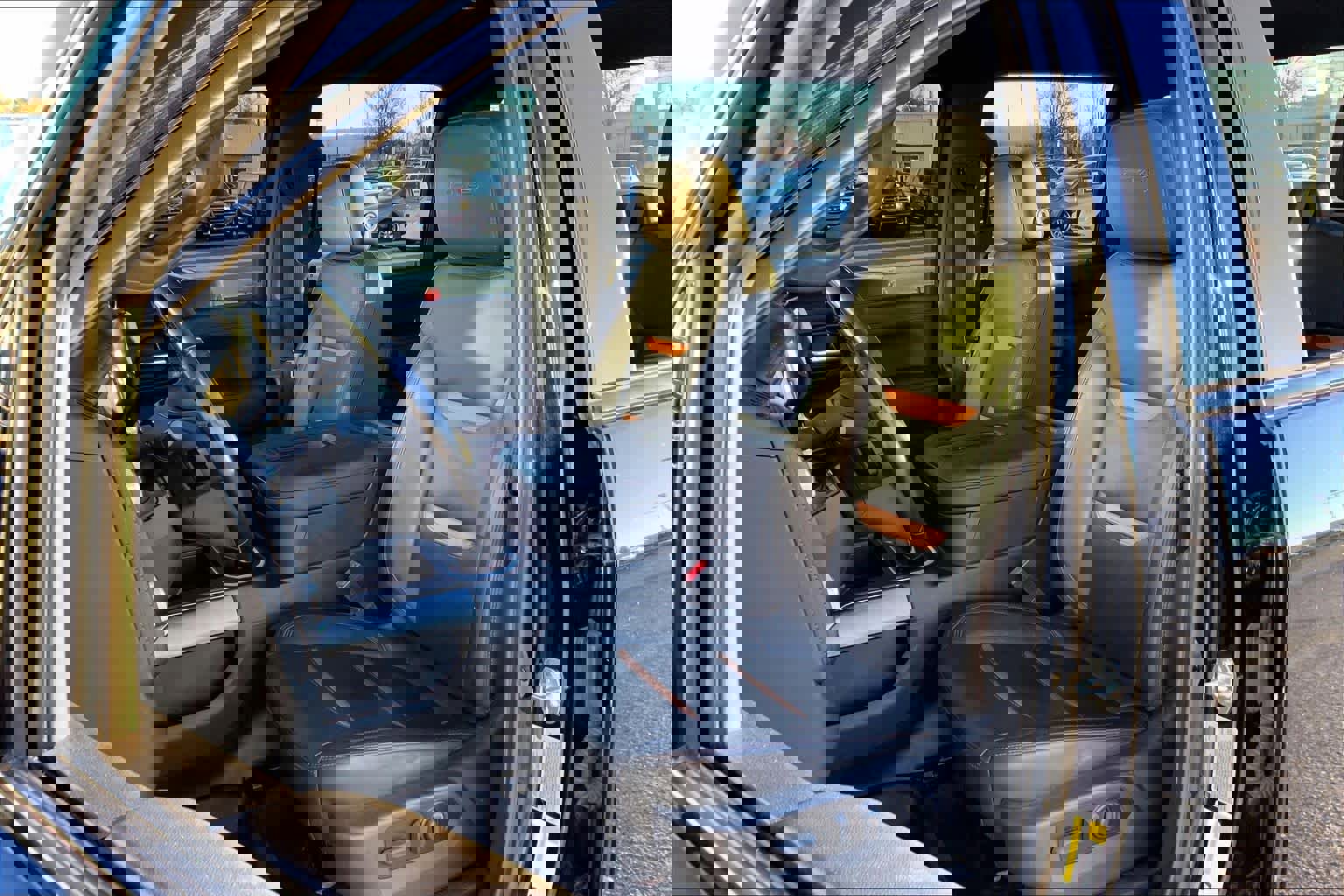 Used 2022 GMC Sierra 2500 AT4 w/ Gooseneck/5TH Wheel Package image 7