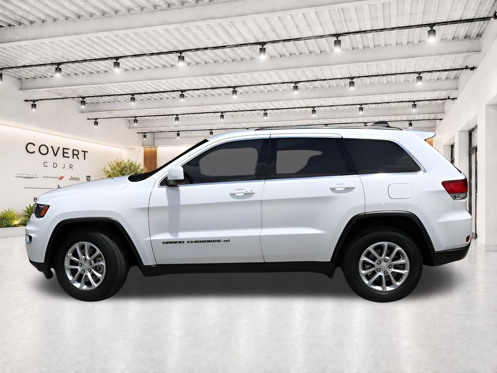 Used 2022 Jeep Grand Cherokee Laredo X RWD image 3