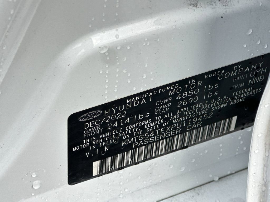 Used 2023 Genesis G70 3.3T image 30