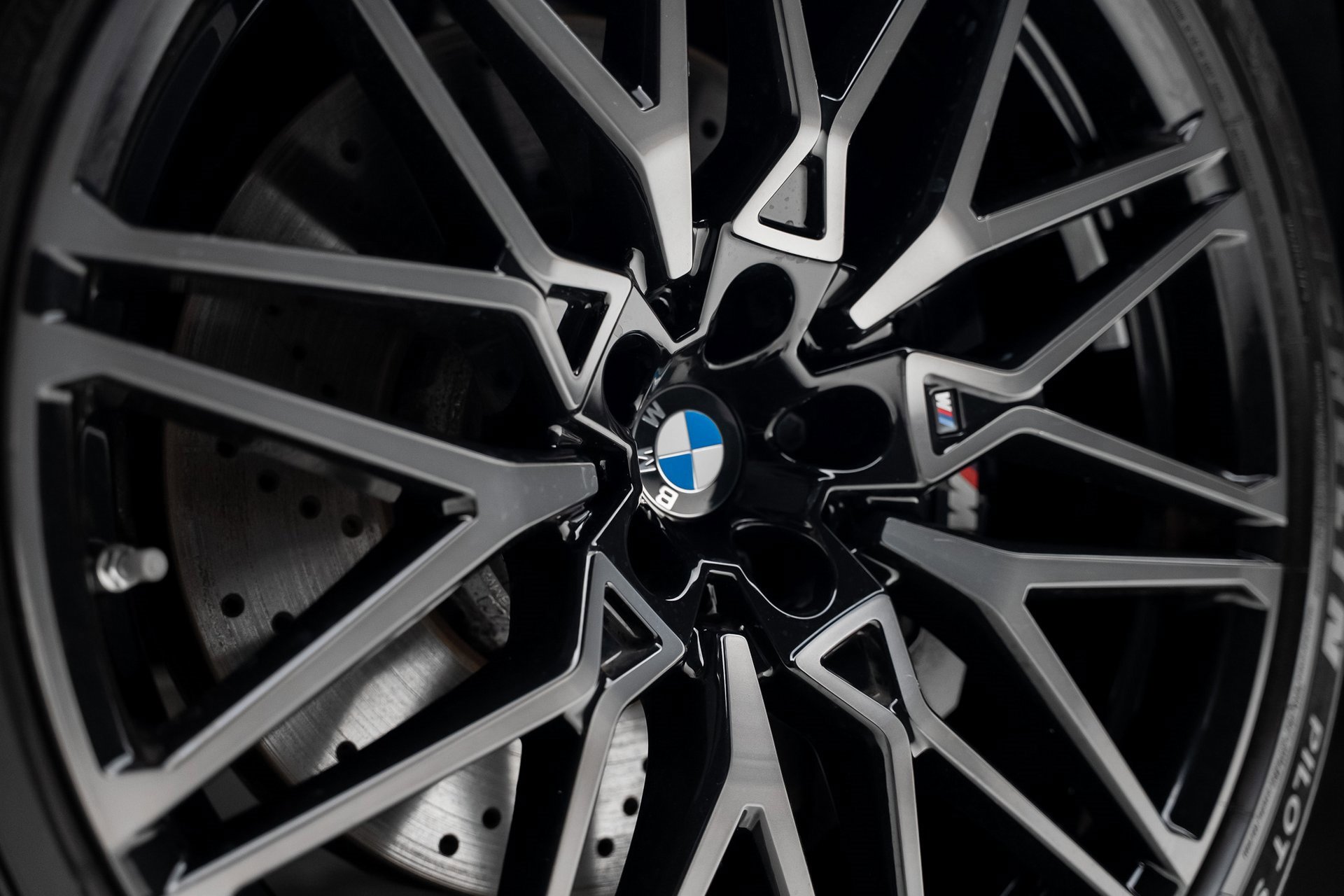 Used 2024 BMW X6 M Competition image 22