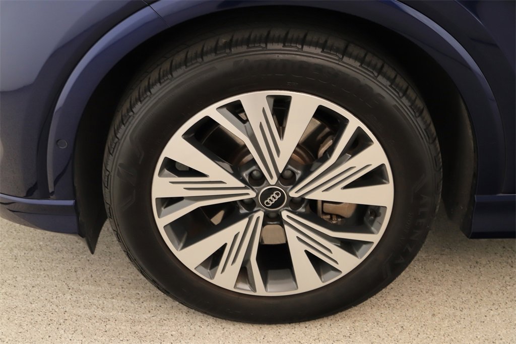 Used 2023 Audi Q4 e-tron Premium Plus w/ Premium Plus image 34