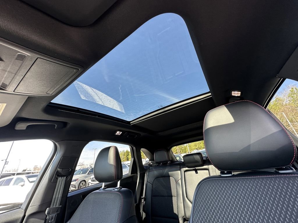 Used 2023 Ford Escape ST-Line Select w/ Tech Pack #2 image 34