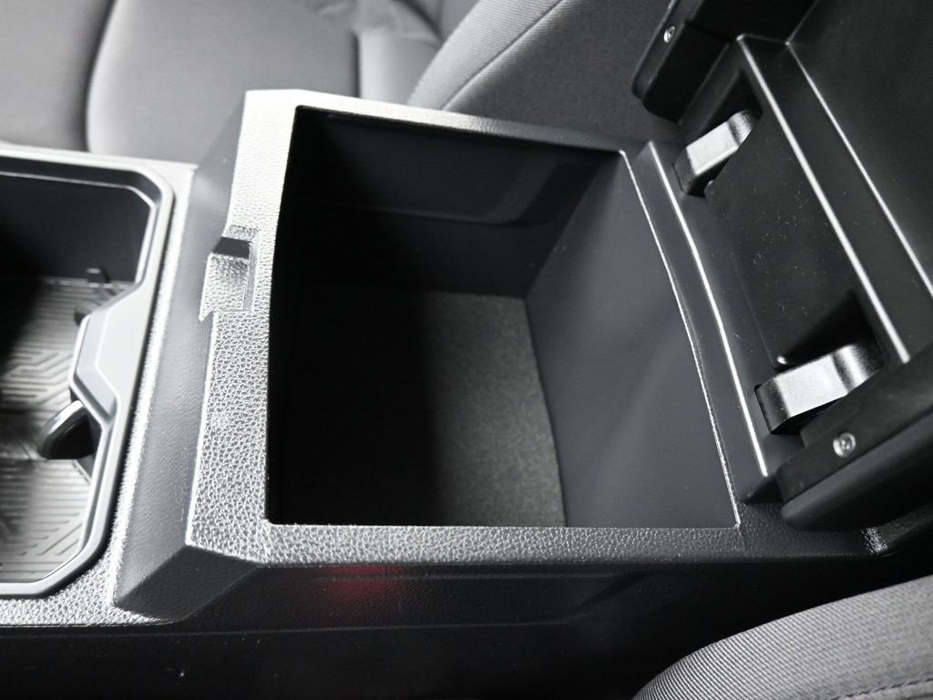 Used 2025 Toyota Tacoma SR image 22