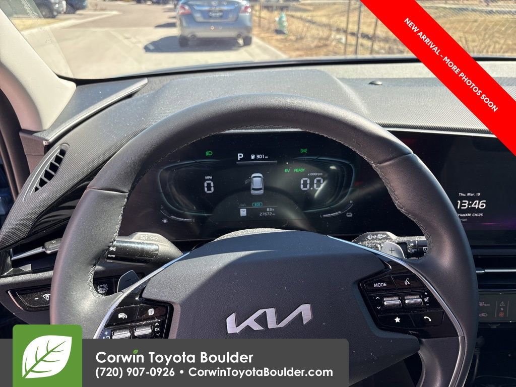 Used 2024 Kia Niro EX image 10