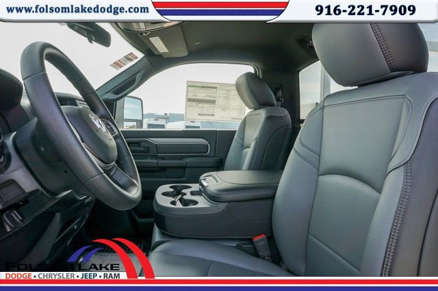 New 2024 RAM 2500 Tradesman w/ Chrome Appearance Group image 12