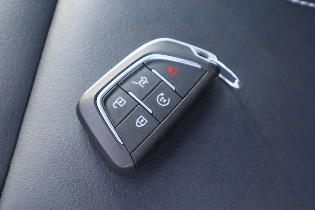 Used 2024 Cadillac Lyriq Tech AWD/4WD image 34