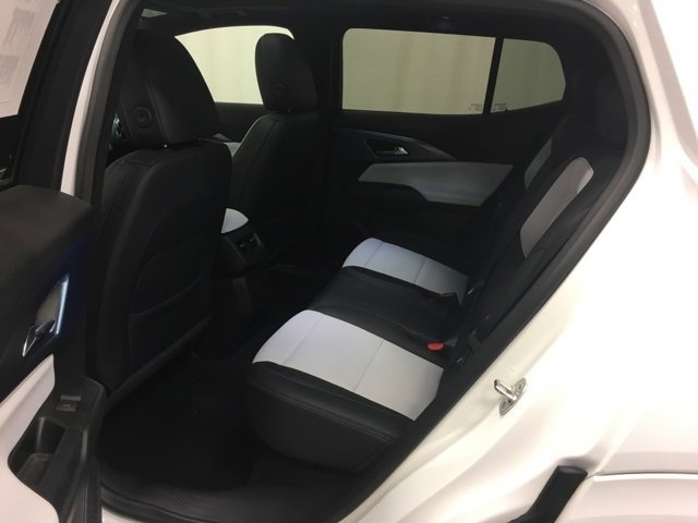 Used 2024 Chevrolet Equinox EV LT image 18