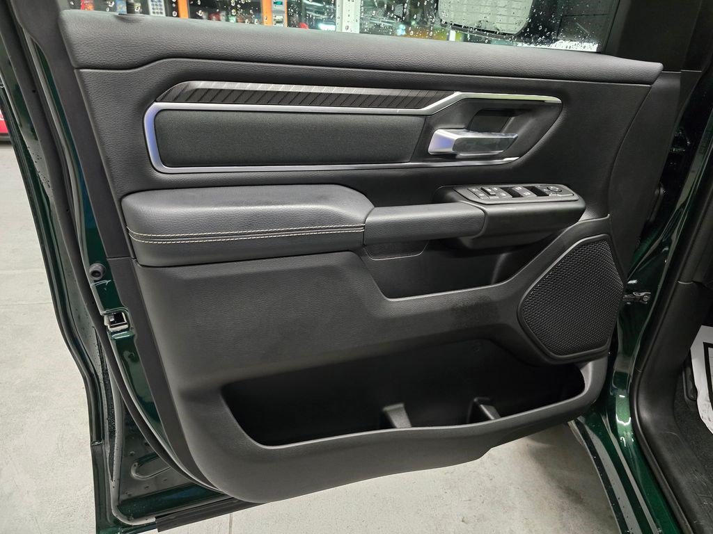 New 2026 RAM 1500 Big Horn AWD/4WD image 14