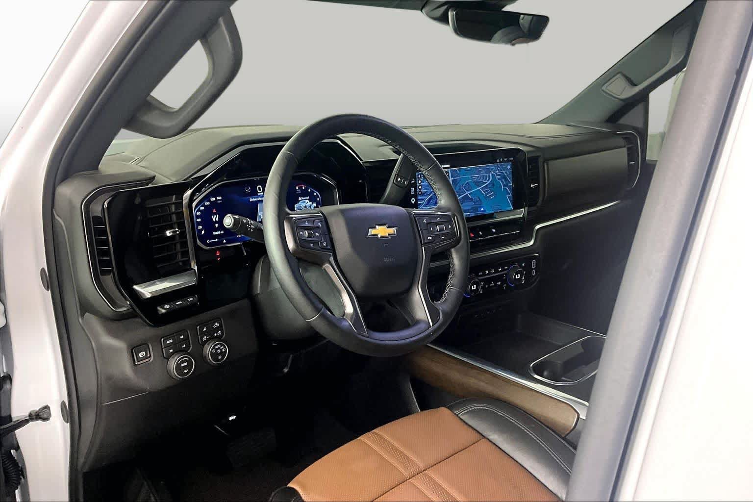 Certified 2026 Chevrolet Silverado 3500 High Country w/ High Country Premium Package AWD/4WD image 16